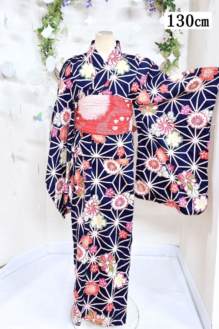 130cmの黒にピンクの花柄の女の子浴衣